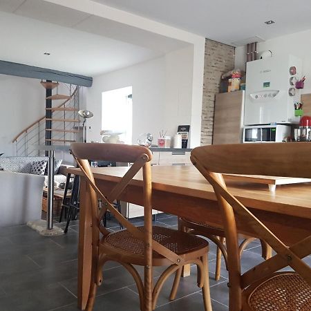 Maison En Galets Pardies Luaran gambar